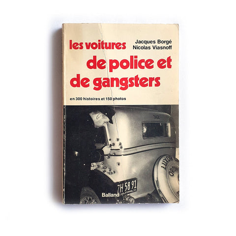 Les voitures de police et de gangsters